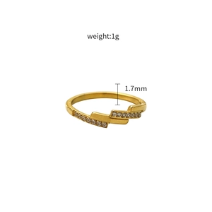 Gold multi-layer zircon ring made of 316 stainless steel with stacked design for women