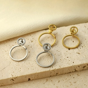 Minimalistische matte geometrische Creolen in Gold und Silber für Damen Mode-Ohrringe