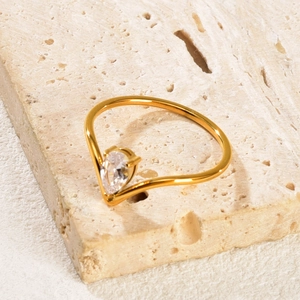 18K Gold Plated Stainless Steel V-Shaped Pear Cut Zirconia Ring Elegant Wishbone Water Drop Dainty Fashion Jewelry For Women