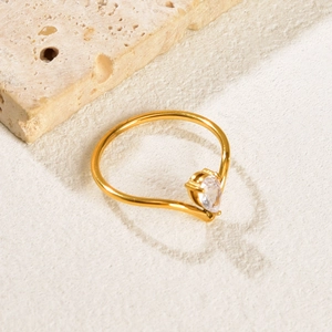 Elegant 18K gold plated V-shaped ring featuring a pear-cut sparkling zircon stone