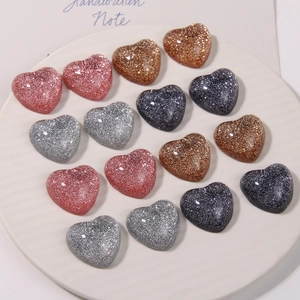 Breloques en résine pailletée en forme de cœur pour pinces à cheveux DIY multicolores