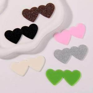 Colorful acrylic interlocking hearts for DIY hair accessories and phone cases