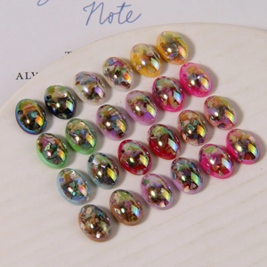 Cabochon ovali in resina iridescente con scaglie di conchiglia per gioielli fai da te