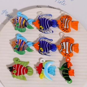 Pendentifs Poissons Tropicaux et Hippocampe en Verre au Chalumeau Fait à la Main Fournitures de Bijouterie DIY Perles Thème Océan