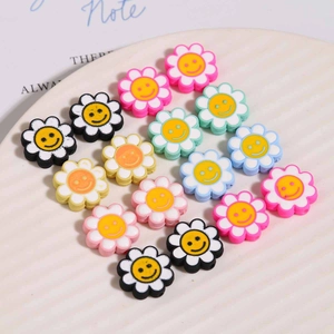 Bunte Harz-Blumenperlen mit Smiley-Gesicht für DIY-Schmuck und Haarschmuck