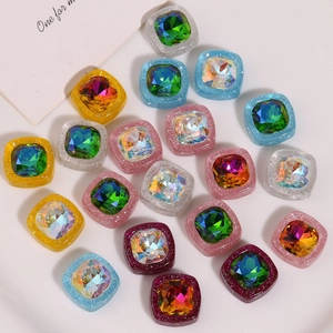 Macro di ciondoli quadrati in resina colorata con glitter e pietre preziose per gioielli fai da te