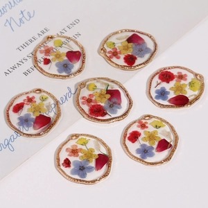 Set of 6 gold framed circular resin pendants with colorful dried real flowers for DIY crafts