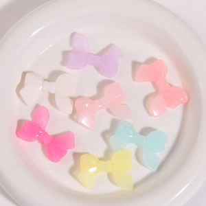 Gekleurde hars strik bedeltjes met gelei textuur voor DIY sieraden en nail art decoratie