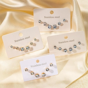 Ensemble de boucles d'oreilles en acier inoxydable avec zircons cubiques de tailles variées