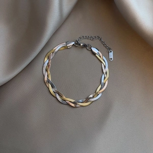 Bracciale a catena intrecciata a tre tonalità in acciaio inossidabile oro, argento e rosa