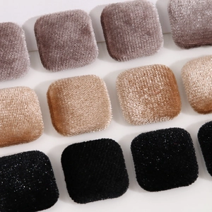 Bottoni quadrati in velluto 18mm con glitter per gioielli fai-da-te in colori neutri