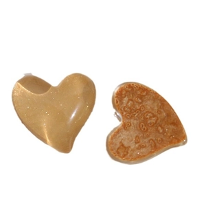 Sweet resin heart charms for DIY jewelry and phone cases in elegant champagne gold color