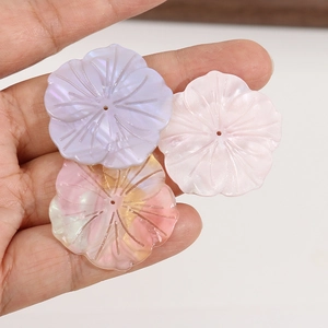 Amuletos de flor de loto hechos a mano con brillo perlado para creación de joyas