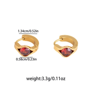 Detailed size specifications for gold earrings with red round zircon stones and dimensions