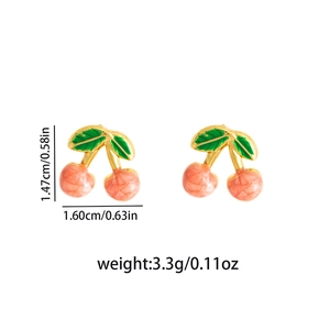 Dimensioni dettagliate degli orecchini a ciliegia con finitura marmo rosa e foglia verde