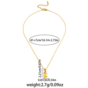 Détail du collier pendentif bonhomme en pain d'épice avec dimensions et spécifications