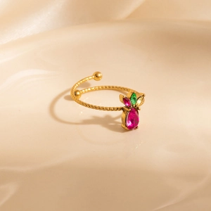 Fashionable pineapple zircon ring in gold stainless steel with pink drop crystal