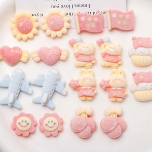 Simpatici Accessori Fai da Te in Resina Floccata a Cartoni Animati per Mollette Borse Artigianato Toppe a Stella Bandiera Orso Coniglio Aereo Cuore