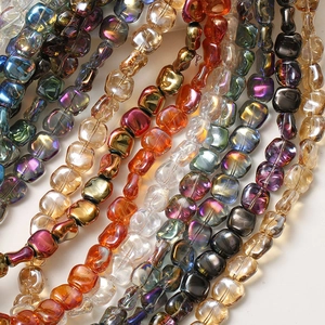 Perles de Cube en Verre Glaçure Semi-Transparent Brillant Iridescent Dégradé Couleur Aurora Trou Droit DIY Fabrication de Bijoux