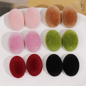 Bunte Ovale Beflockte Harz-Patches Für DIY Schmuckherstellung Fluffy Ohrring Haarnadel Zubehör Einfarbige Schmuckkomponenten