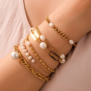 French Luxury 18K Gold Plated Stainless Steel Freshwater Pearl Bracelet For Women Elegant Cuban Chain Jewelry Gift