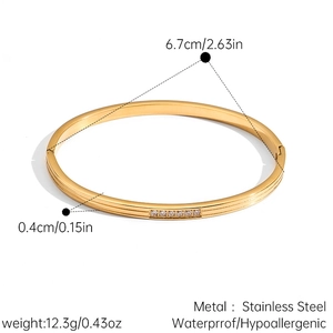 Spécifications de taille pour le jonc en acier inoxydable doré orné de zircons