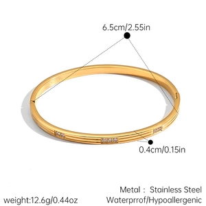 Dimensions détaillées du bracelet en acier inoxydable plaqué or 18k avec strass fins