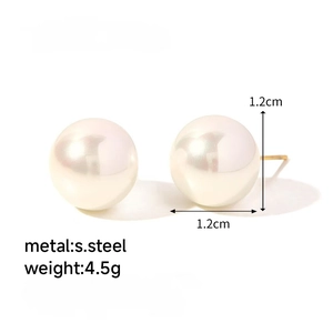 Détail de boucles d'oreilles perles de 1,2 cm avec tiges en acier, poids 4,5 g