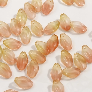 Cuentas de vidrio traslúcido en forma de pétalo con degradado rosa y amarillo para DIY