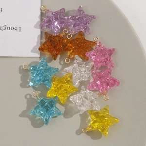Stervormige hars bedeltjes voor doe-het-zelf sieraden in diverse kleuren en texturen