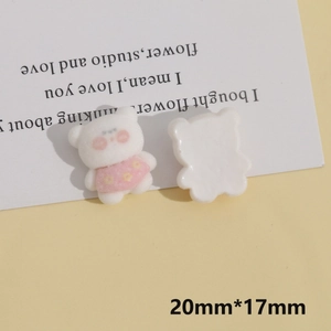 Détail de breloques ours en résine 20mm*17mm pour DIY avec motif floral rose