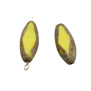 Czech glass spindle beads with yellow diamond pattern and gold metal ring pendants