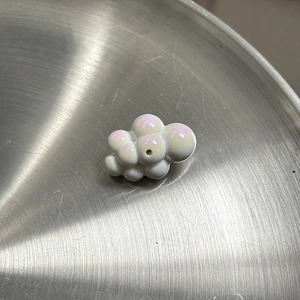 Perle en acrylique irisé en forme de nuage avec dégradé AB pour bijoux artisanaux