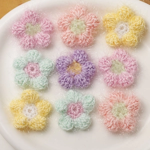 9 handgehäkelte Makronen-Blumen in Pastellfarben für DIY-Haarschmuck und Bastelbedarf