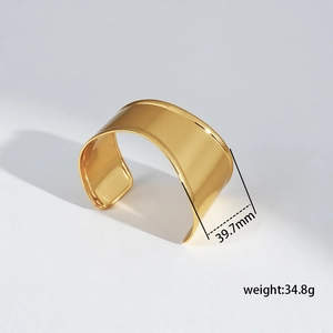 Detail view of gold titanium cuff bracelet with 39.7mm width and 34.8g weight