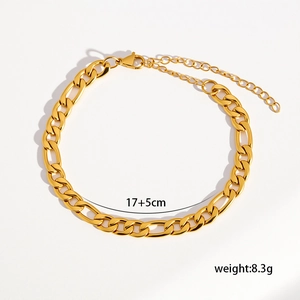 Detail view of gold Figaro chain with lobster clasp and 17+5cm adjustable extension