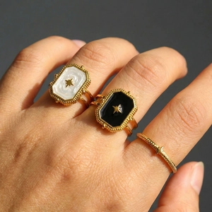 Ensemble de bagues rétro en acier inoxydable plaqué or 18K avec étoiles et nacre blanche