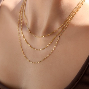 Collier 3 Couches en Acier Inoxydable Plaqué Or 18K pour Femme Minimaliste Paillette Vague Corde Chaîne Bijoux