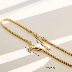 Collana in acciaio inossidabile dorato con gemma ovale, catena 38cm e estensione 5cm