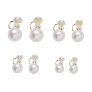 Lot de quatre paires de boucles d'oreilles clips perles blanches et métal doré