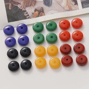 Perles rondes en résine aux textures marbrées colorées avec trou central pour bijoux