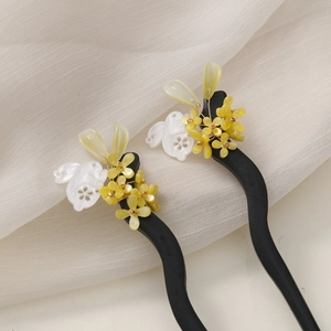 Handmade wooden hair pins with yellow flowers and white jade rabbit for Hanfu outfits