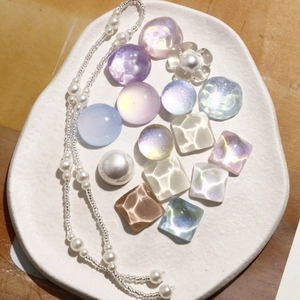 Iridescent resin charms set with pearls for DIY summer clog shoe decoration