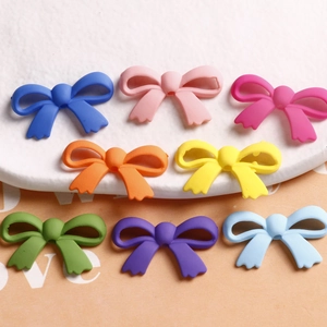Perles nœuds en acrylique mat en huit couleurs vives pour bijoux et loisirs créatifs