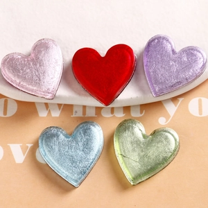DIY heart-shaped resin accessories with silver foil texture in five assorted pastel colors