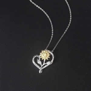 Collier coeur tournesol en argent et or avec gravure You are my sunshine