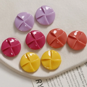 Creative 20mm windmill-shaped resin charms with 3D cross relief for DIY phone case decor