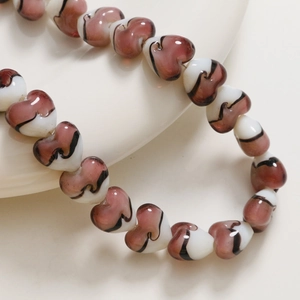 Perles en forme de cœur de 15 mm avec rayures roses pour la création de bijoux DIY
