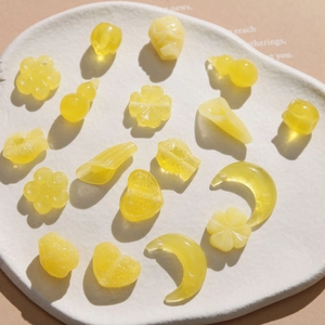 DIY Jewelry Accessories Resin Beads Heart Moon Flower Gourd Shape Translucent Amber Yellow For Necklace Bracelet Making