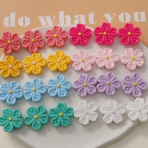 20mm Resin Cherry Blossom Flower Patches DIY Jewelry Crafting Parts For Phone Case Shoe Charms Handcrafted Hair Accessories Decor